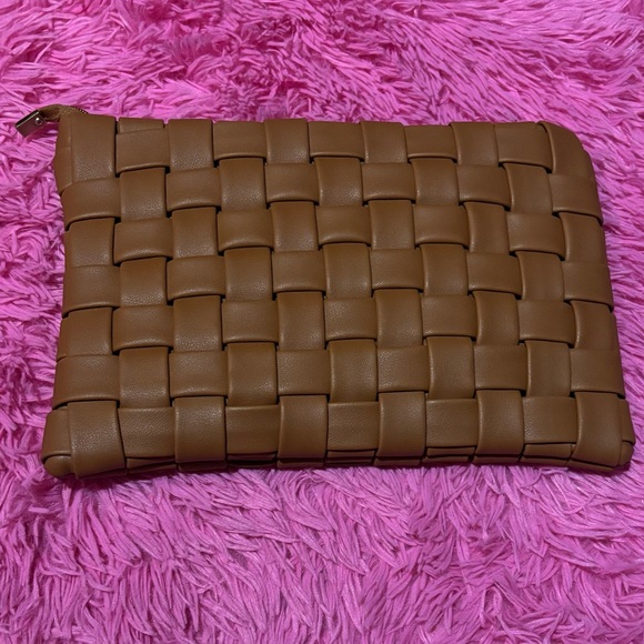 Elegant Woven Multi Strap Bag - Picture 6 of 10